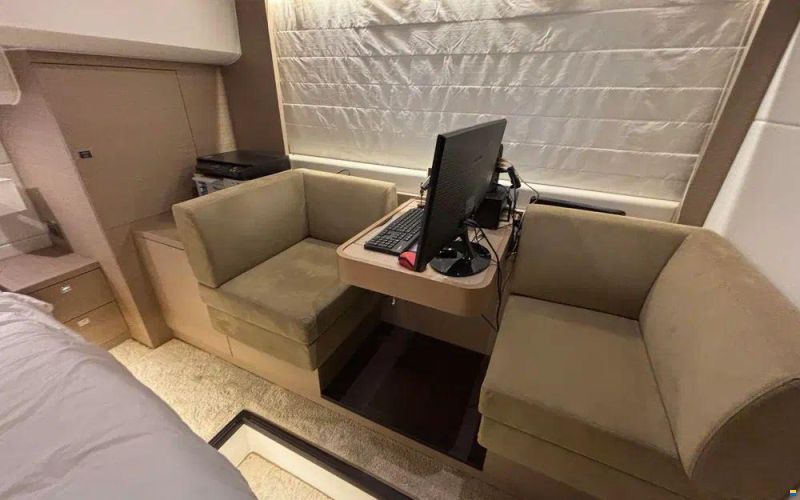 Jeanneau Prestige 560