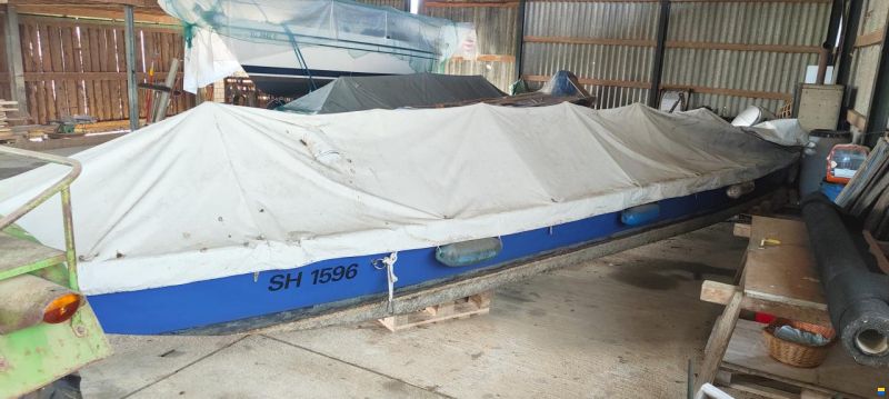 Motorboot / Holzboot / Armee-Fährboot