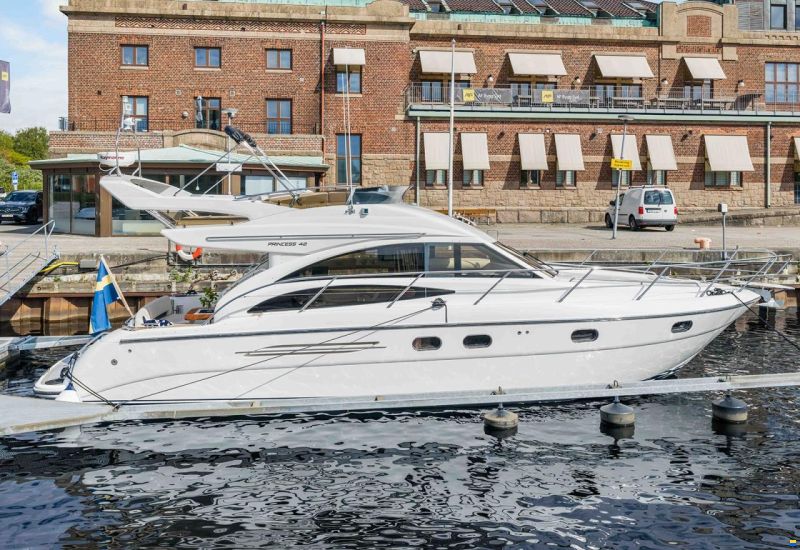 Princess 42 Flybridge