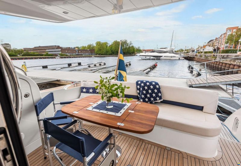 Princess 42 Flybridge