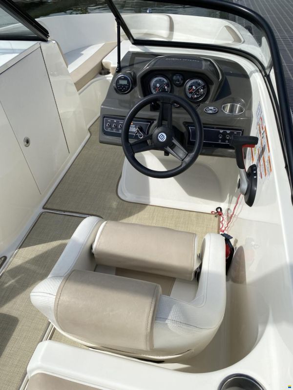 Bayliner VR6 E