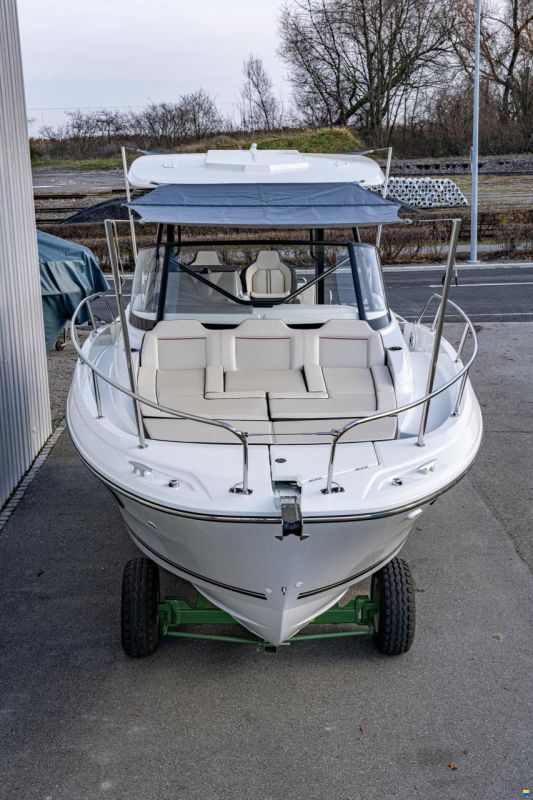 Jeanneau Cap Camarat 9.0 WA S2