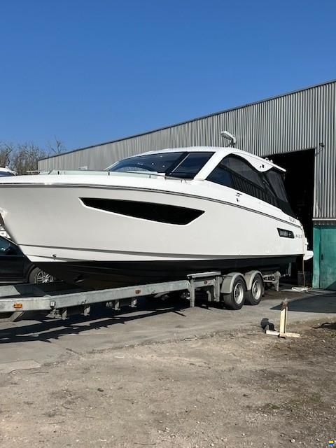 Bavaria Vida 33 HT