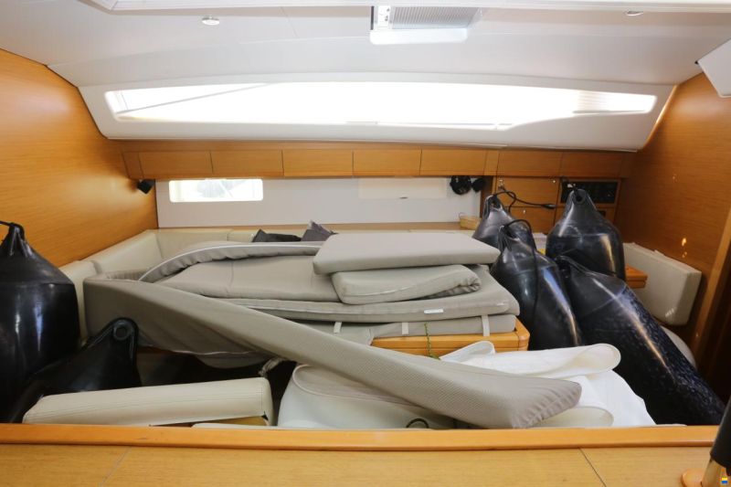 Jeanneau 54