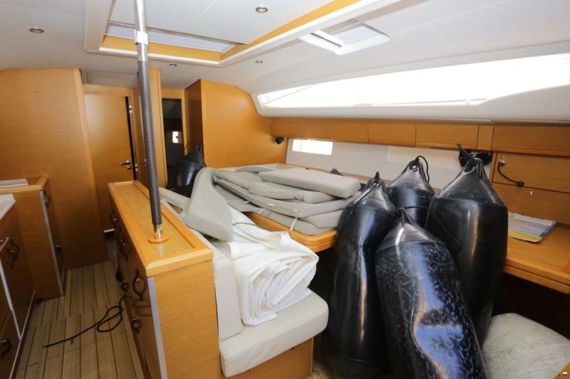 Jeanneau 54