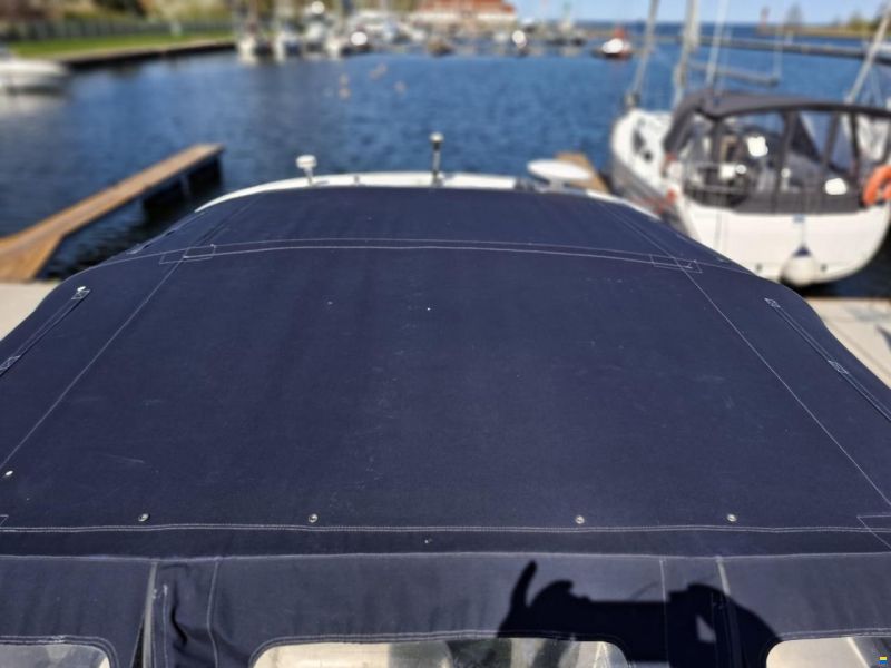 Bayliner 3055