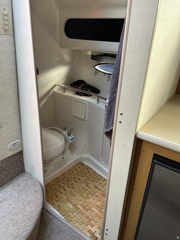 Bayliner 3055