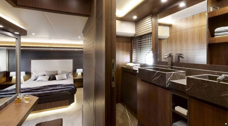 Monte Carlo Yachts 65 fly