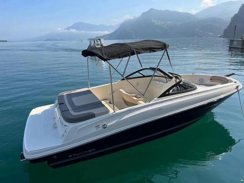 Bayliner VR5