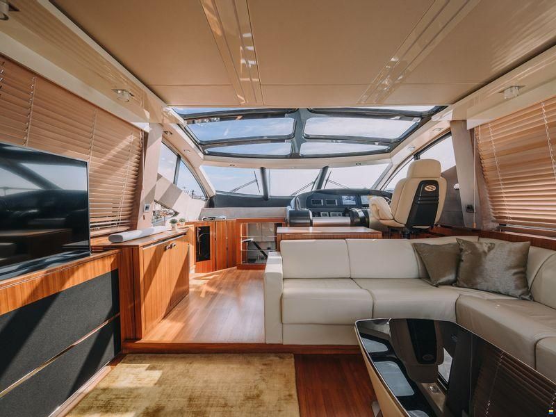 Sunseeker Predator 64