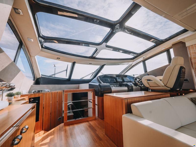 Sunseeker Predator 64