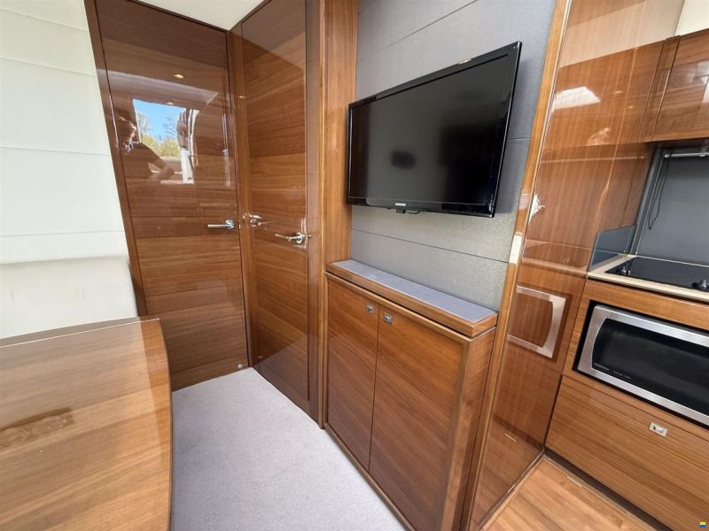 Princess V39