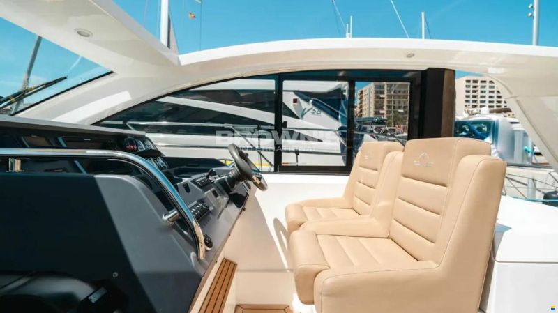 Sealine SC42