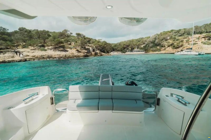Azimut 42