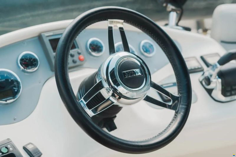 Azimut 42