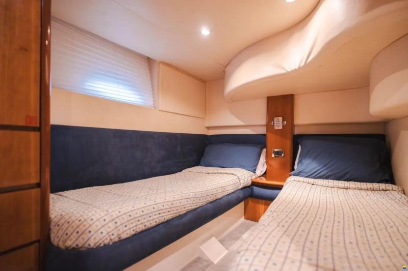 Azimut 42