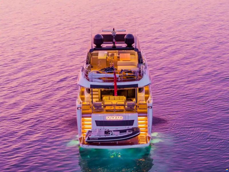 Sunseeker 88 Yacht