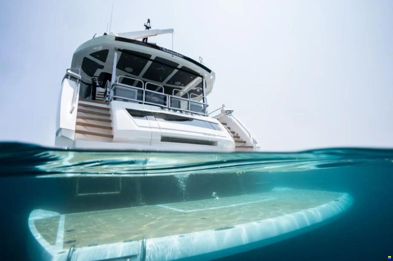 Sunseeker 88 Yacht