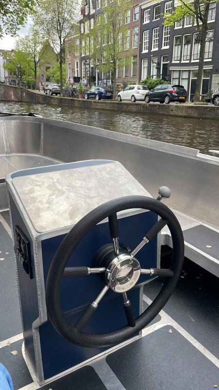 AluShip 550 Tender