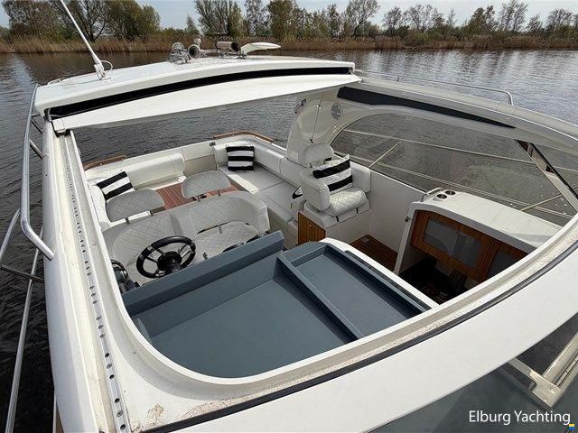 Marex 310 Sun Cruiser