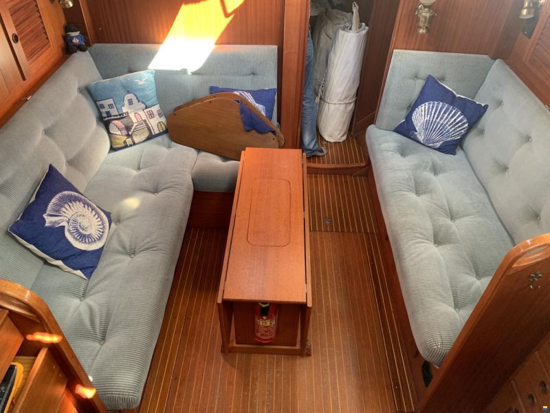 Hallberg-Rassy 36