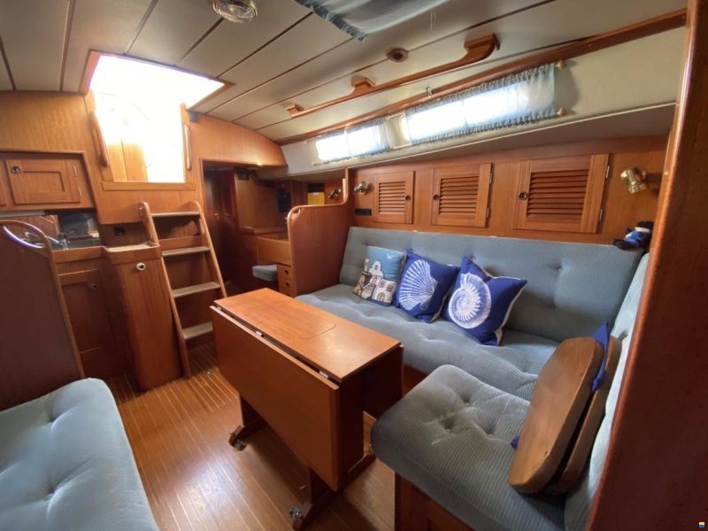 Hallberg-Rassy 36