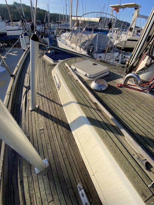 Hallberg-Rassy 36