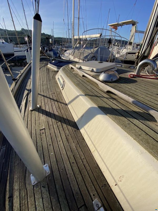 Hallberg-Rassy 36