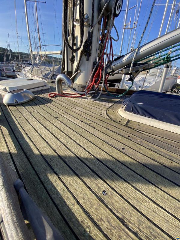 Hallberg-Rassy 36