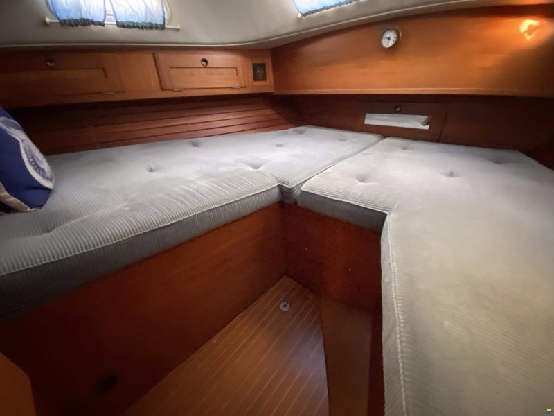 Hallberg-Rassy 36