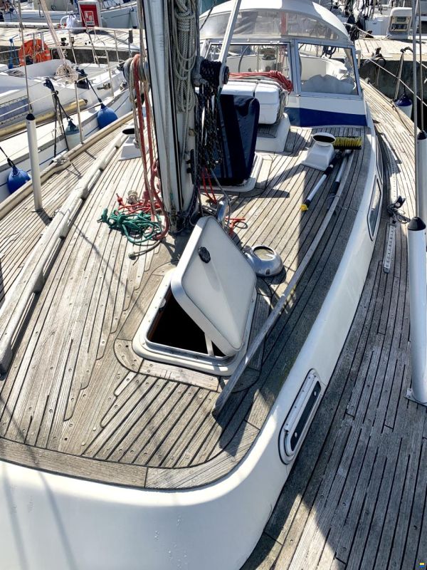 Hallberg-Rassy 36