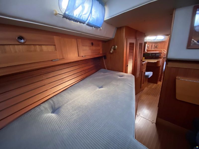 Hallberg-Rassy 36