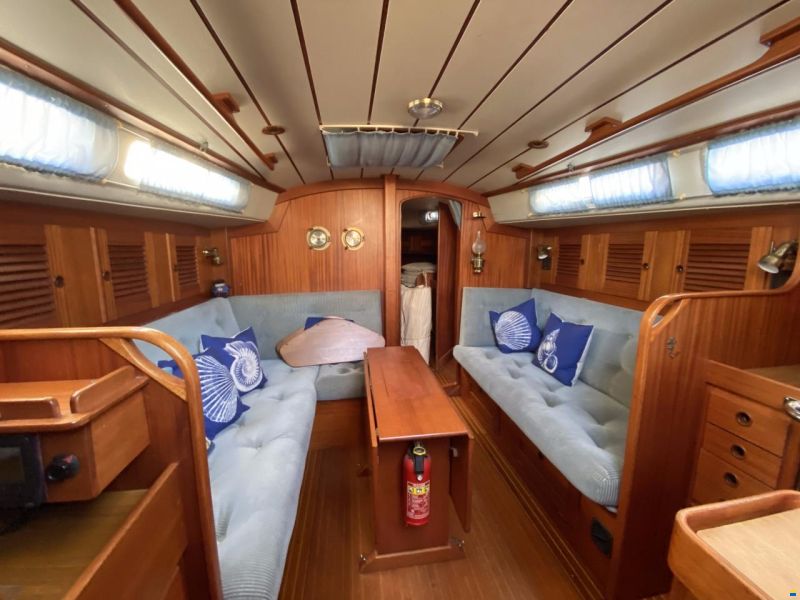Hallberg-Rassy 36