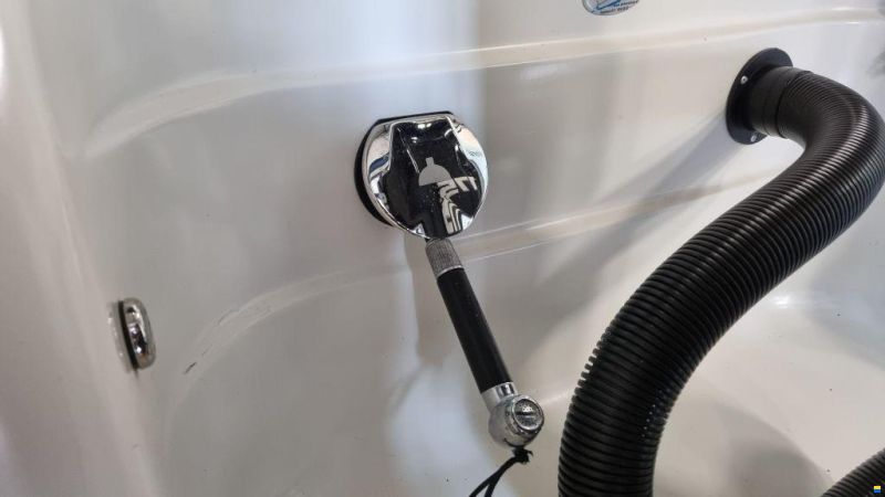 Rancraft RM19 met ZGAN Suzuki DF175 en trailer (c