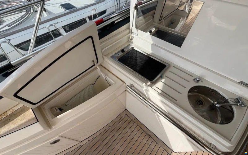Princess V53