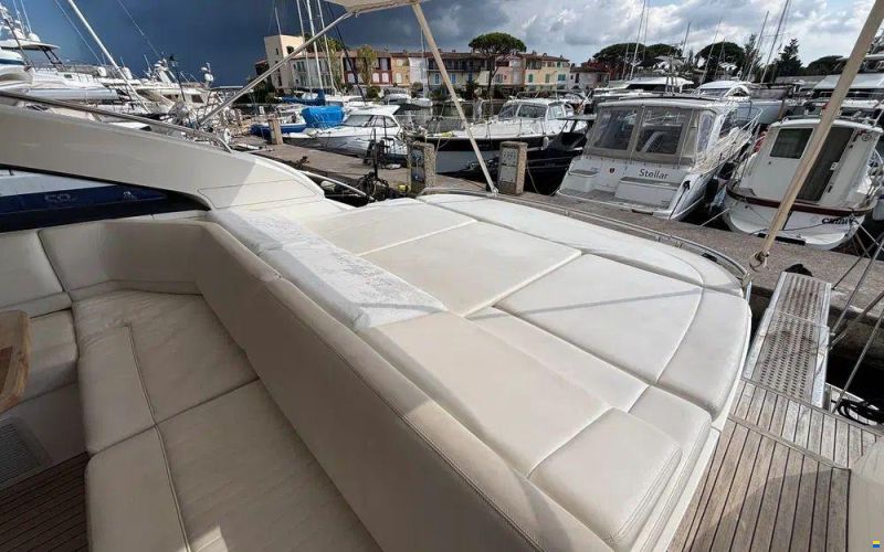 Princess V53