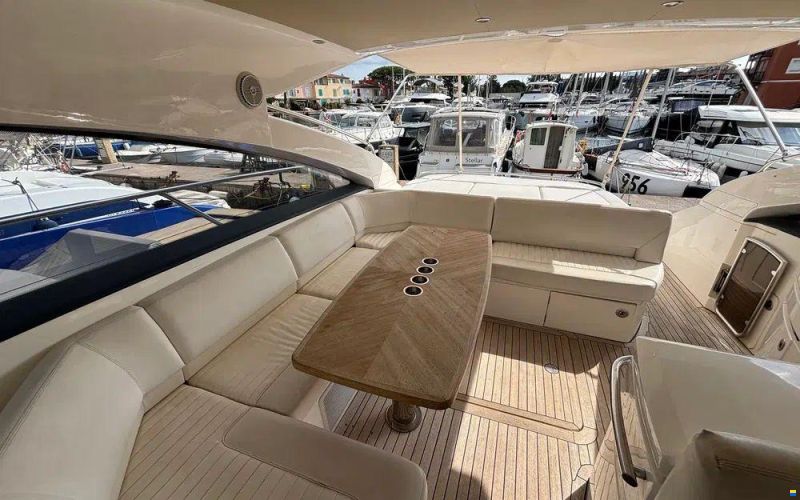 Princess V53
