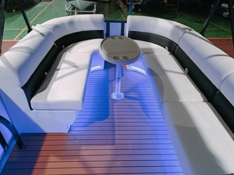 Oasis Barche Sagl Oasis - Relax 21