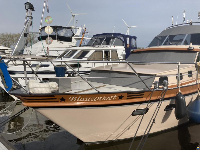 Valkkruiser 1200AK