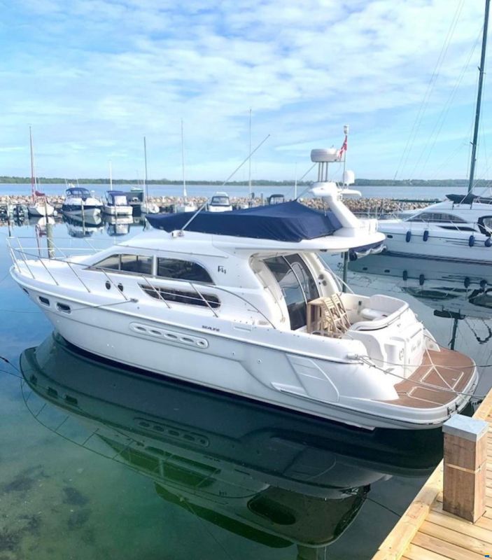 Sealine F44