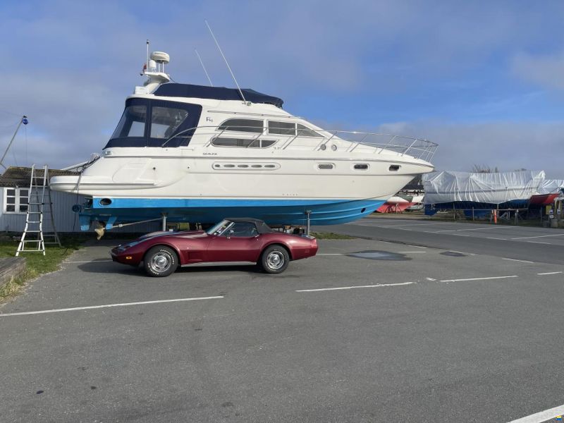 Sealine F44