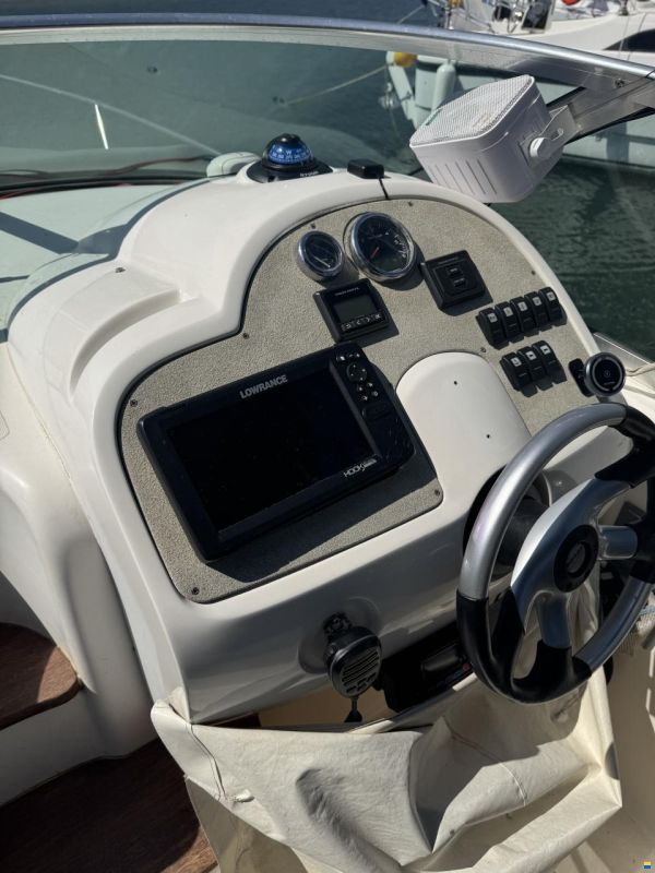 Sessa Oyster 25