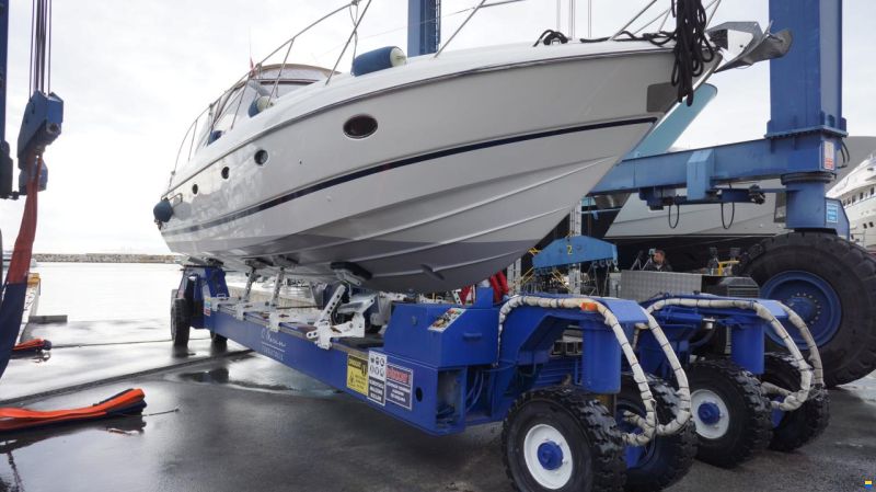 Princess V42