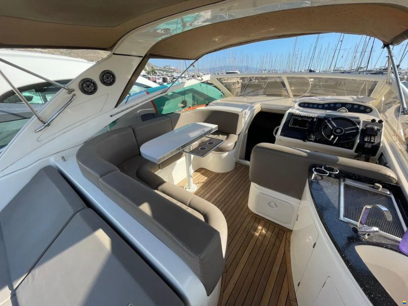 Princess V42