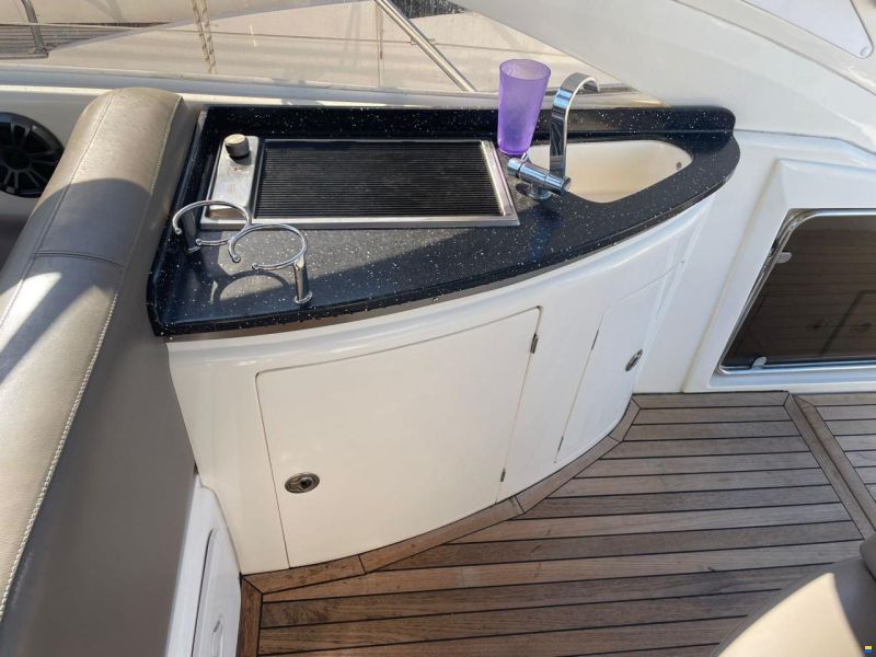 Princess V42