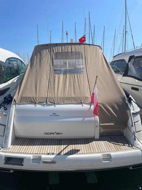 Princess V42