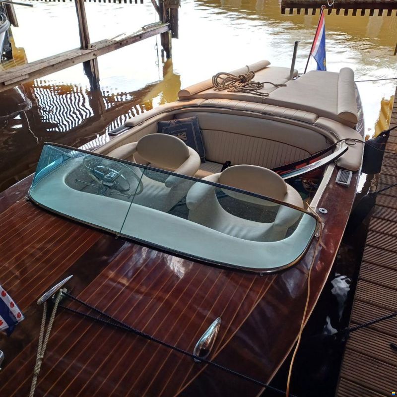 Swiss Craft Riviera Runabout