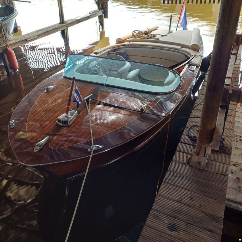 Swiss Craft Riviera Runabout