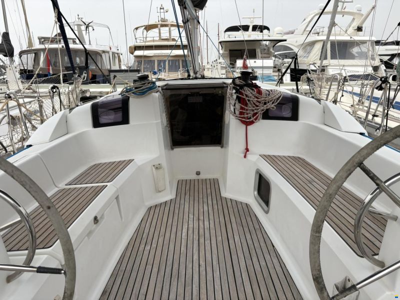 Jeanneau Sun Odyssey 37.9