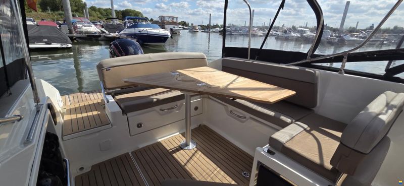 Quicksilver Active 675 Cruiser